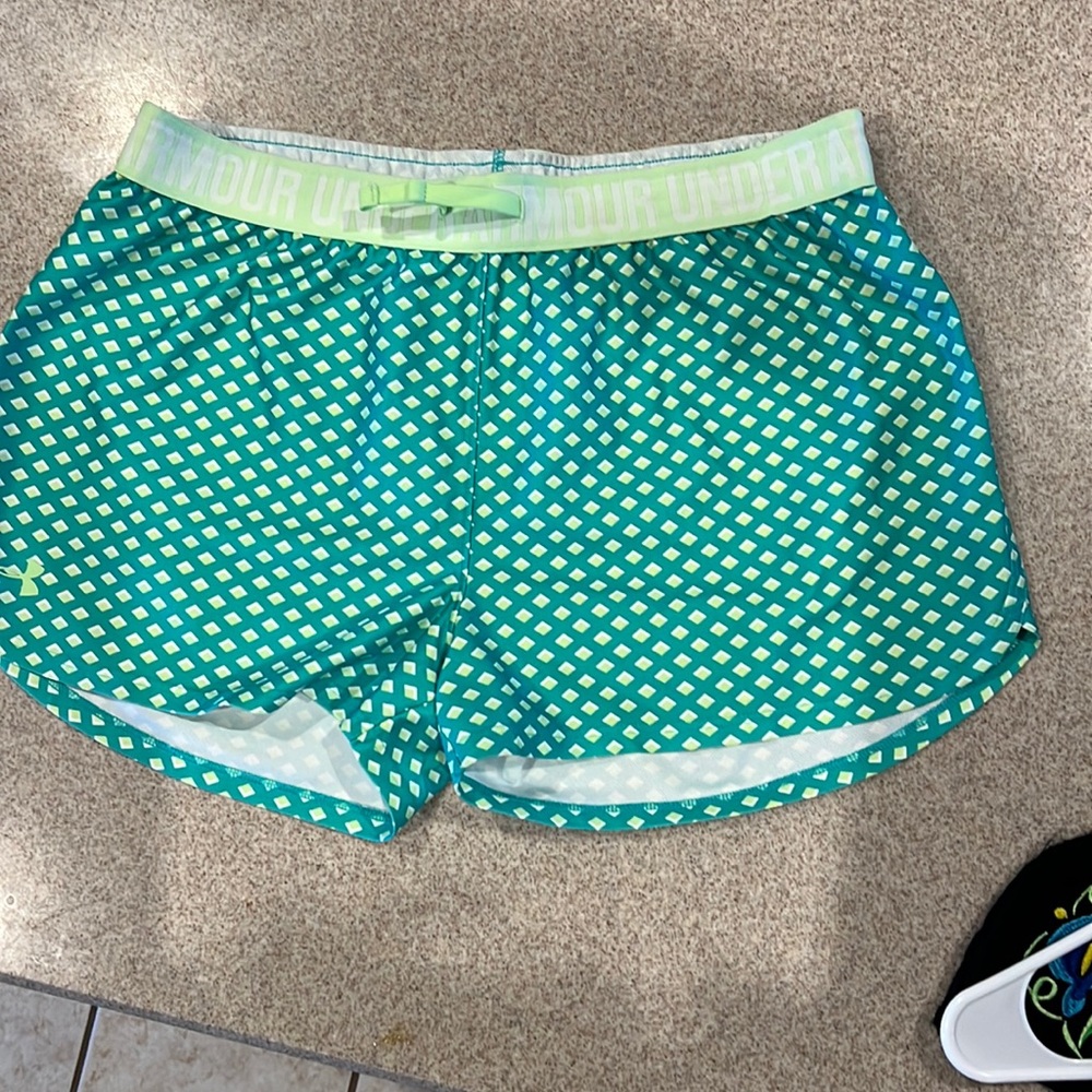 Under Armour jogging shorts